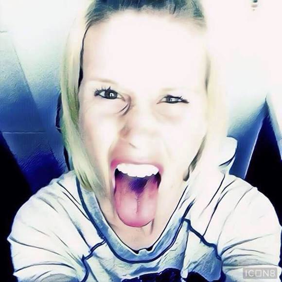 Meet your Posher, Lori - Picture 1 of 1